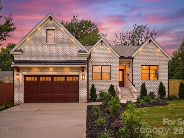 4704 Murrayhill Rd, Charlotte, NC 28209