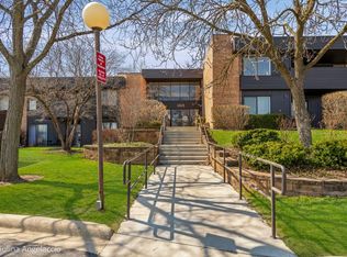 1265 N Sterling Ave #115, Palatine, IL