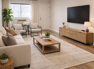 3 Dailey St APT B, Attleboro, MA 02703