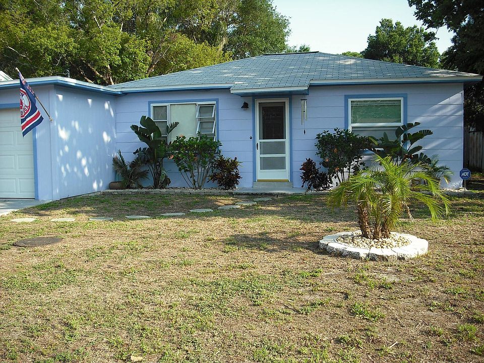 1st image of 1213 Carolyn Ln