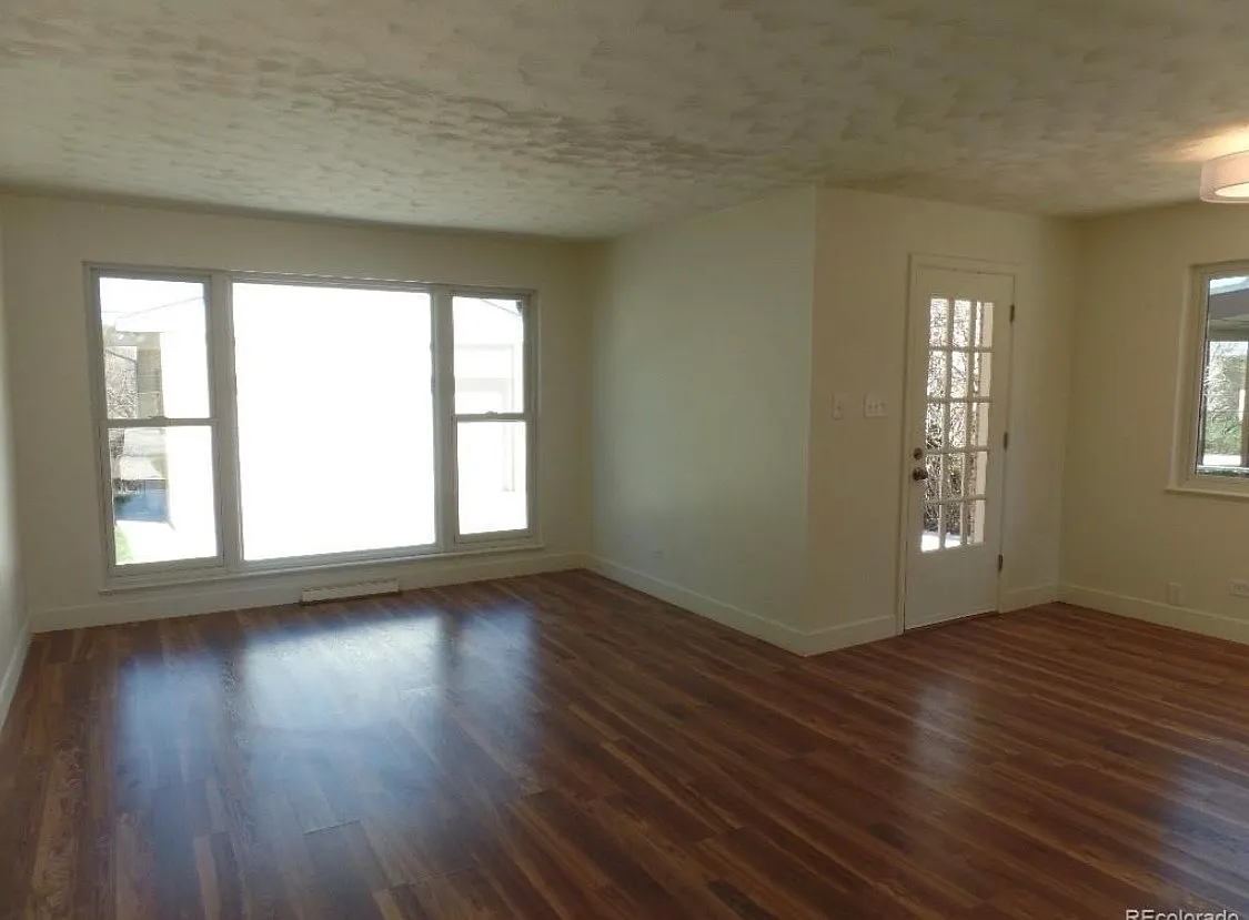4 bed, 2252 sqft, $3,500 — Photo 4