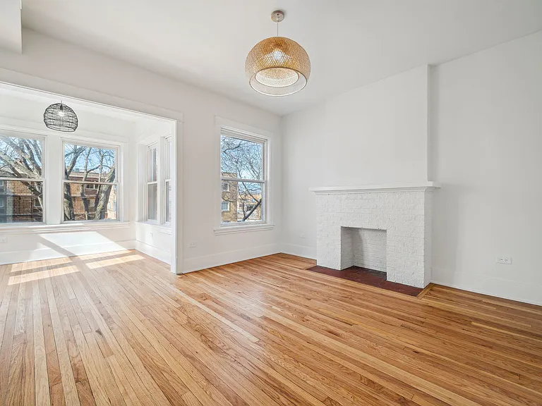 1928 Harrison St #1 — Photo 3