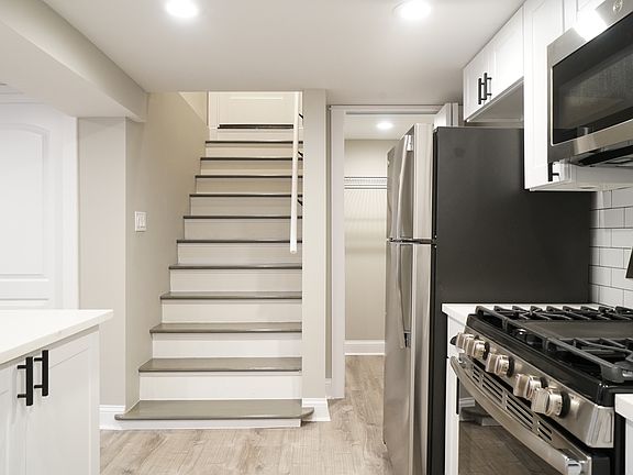 4th image of 2544 N Avers Ave #Gf