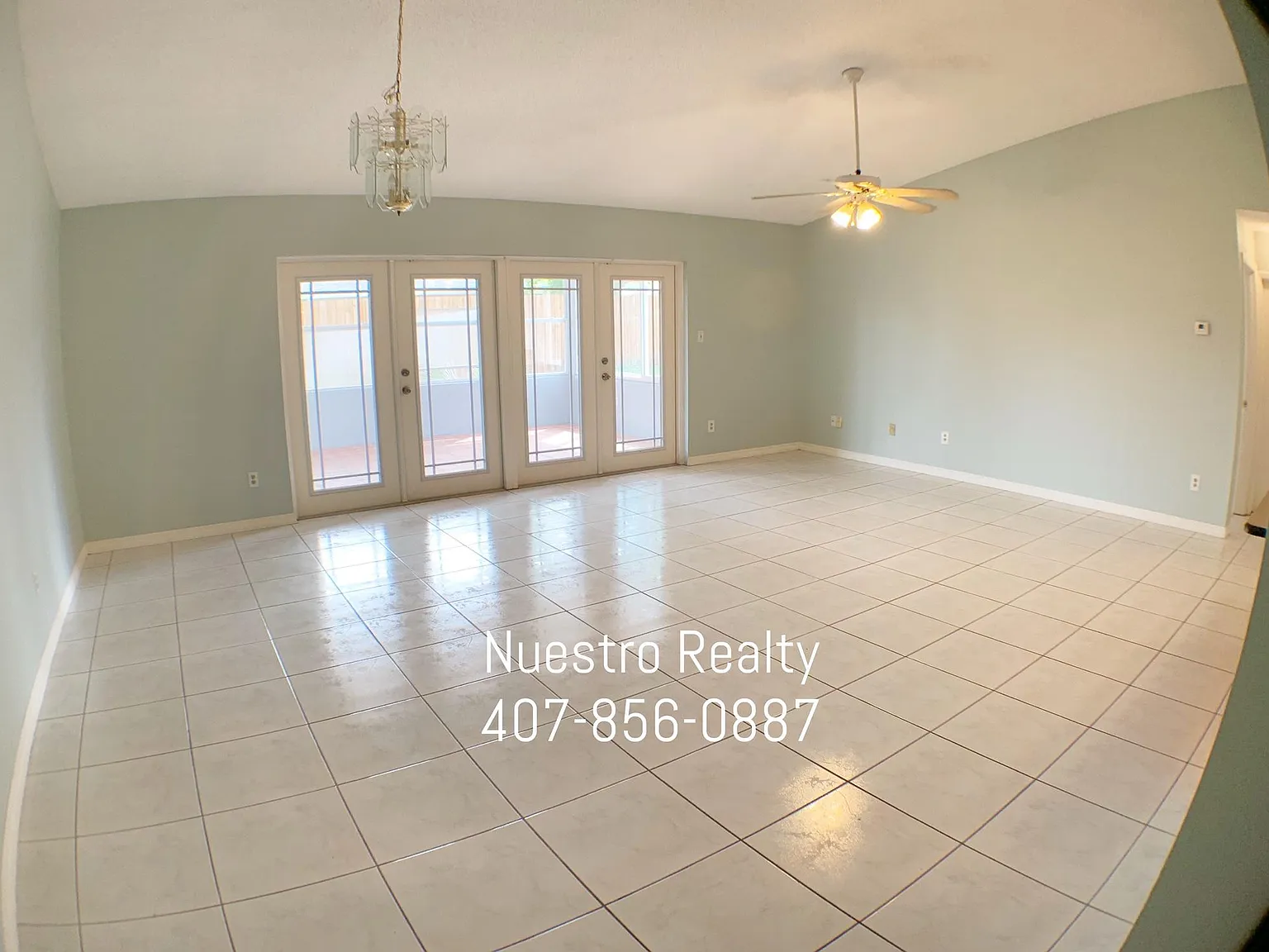 3 bed, 1441 sqft, $2,200 — Photo 2