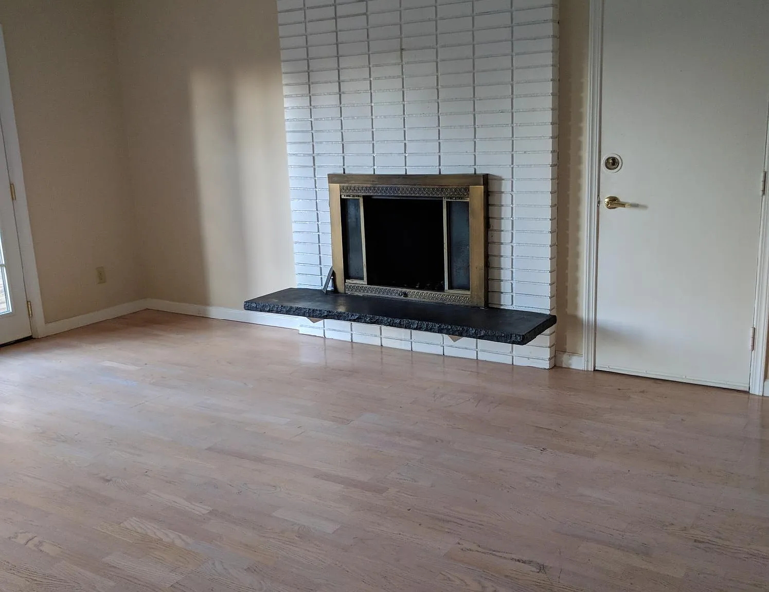 3 bed, 1600 sqft, $2,600 — Photo 4