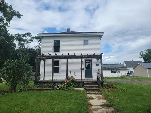 28 Weeks Street, Houlton, ME 04730