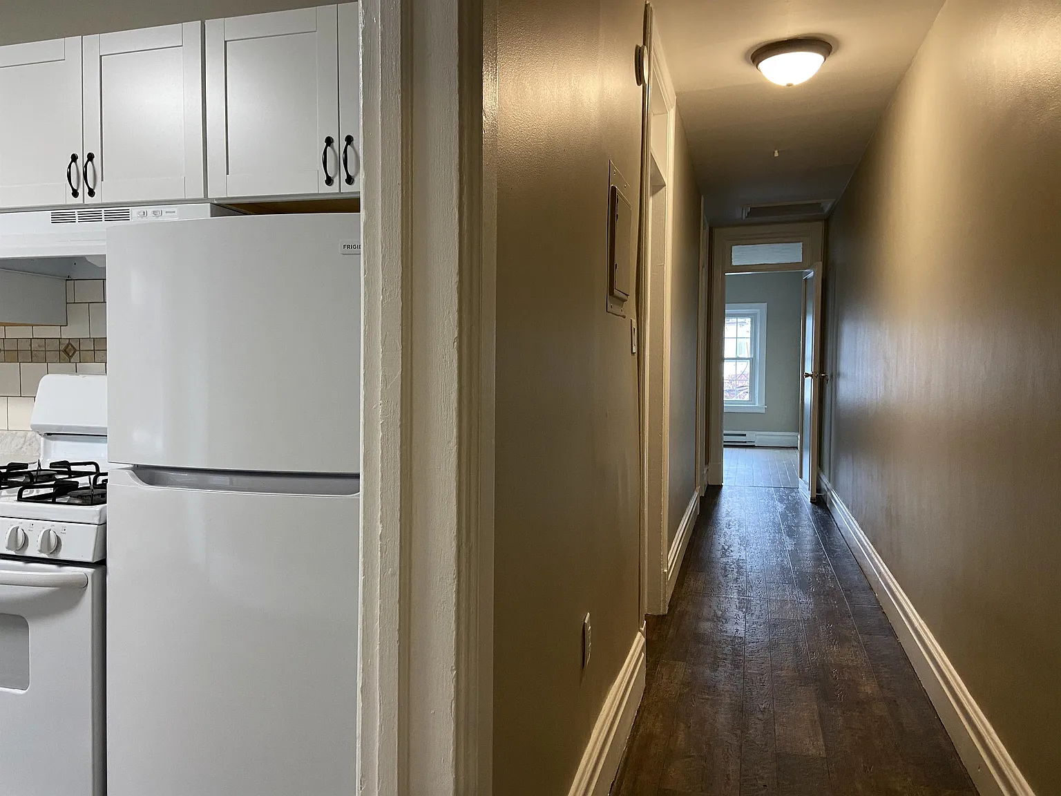 609 N Plum St — Photo 1