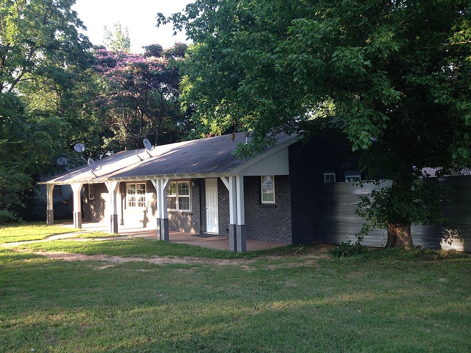 1st image of 849 & 851 S Wright St