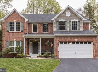 8355 Longfields Ln, Alexandria, VA 22309