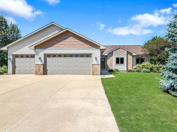 2839 Country Drive, Sun Prairie, WI 53590