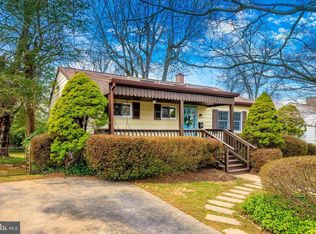 1929 Henry Rd, Rockville, MD 20851