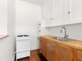 (Arely:B) 6358 Yucca Street, Hollywood, CA 90028