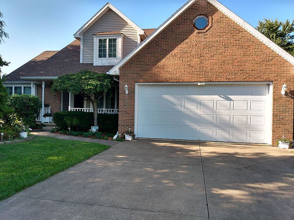 Double garage-bonus rm above