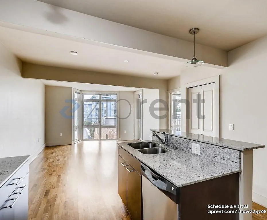 Building Photo - 159 Denny Way #607