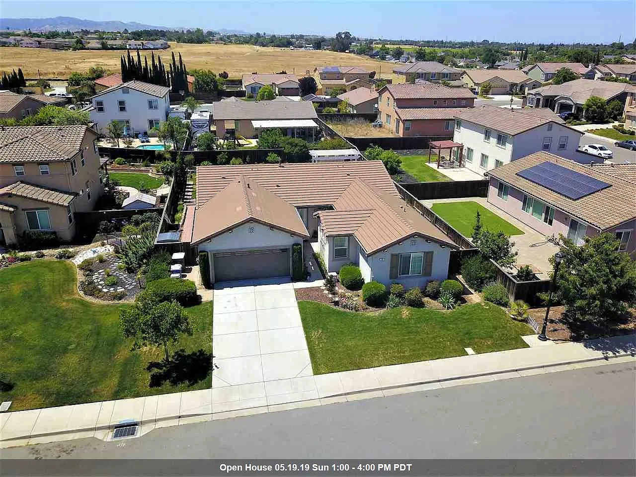 19 Tipton Ct photo 1