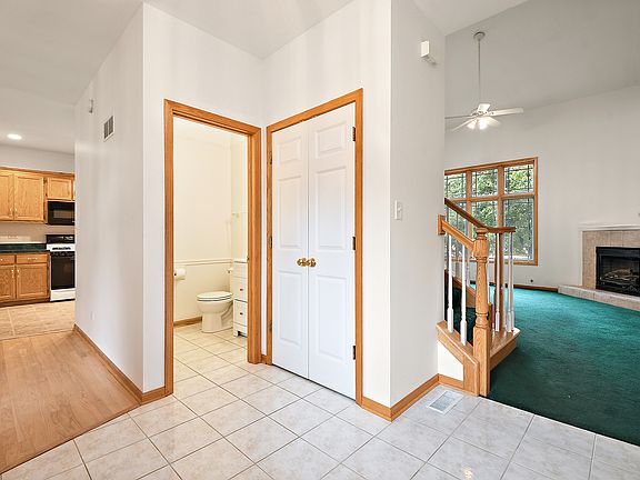 3rd image of 10755 Canterbury Dr