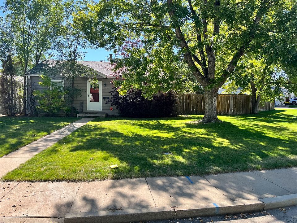 1st image of 2426 Mountain View Dr