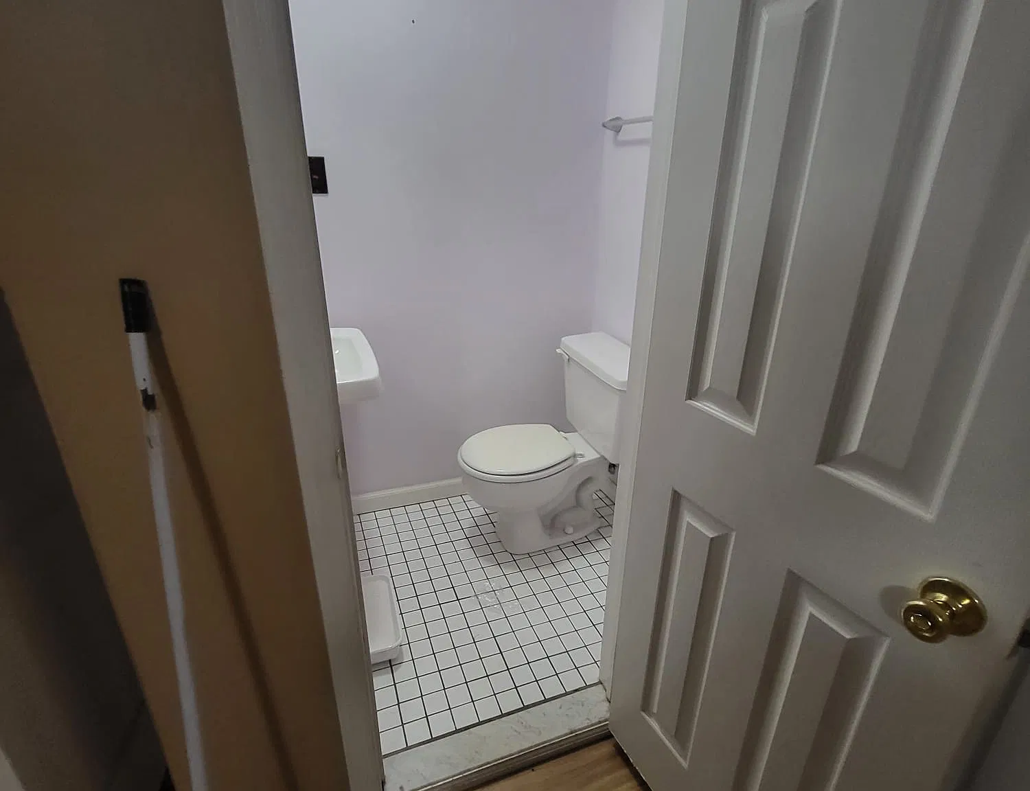 2 bed, 1.5 bath, 1300 sqft, $2,600 — Photo 3