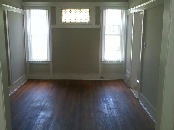4th image of 8242 Merrill St