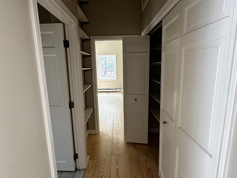 487 Carpenter Ln — Photo 16