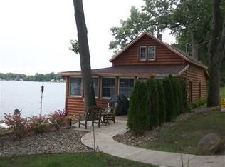 50844 Garrett Rd, Dowagiac, MI 49047