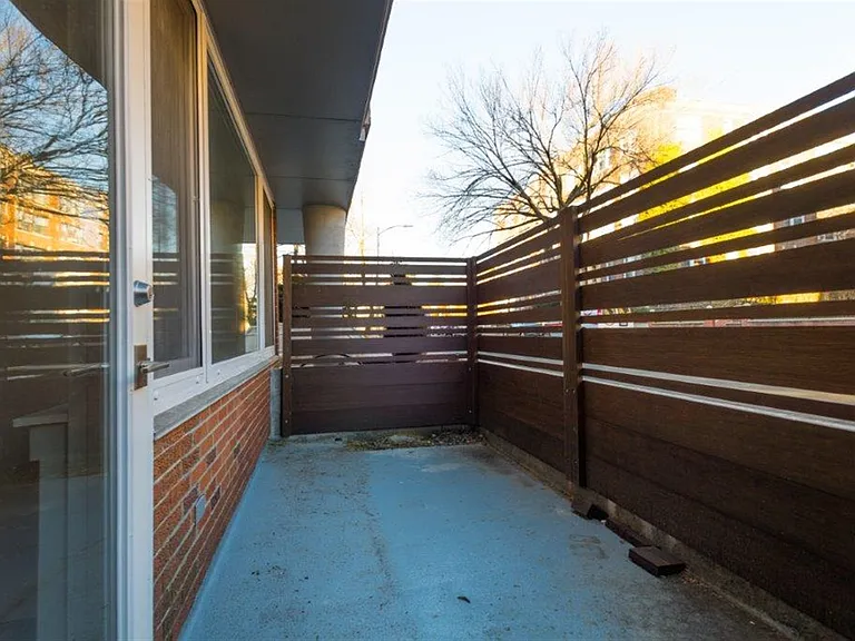 338 Harvard St #2 — Photo 16