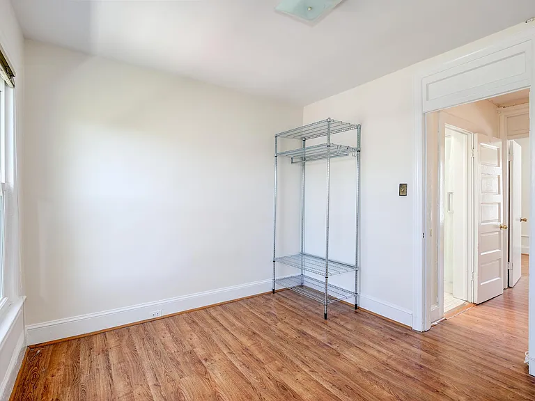 540 Newton Pl NW — Photo 12