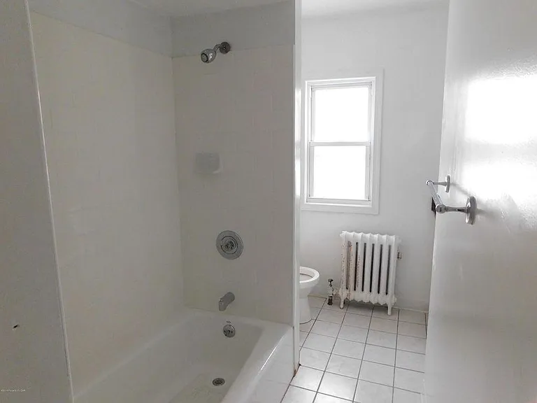 270 Wright Ave — Photo 6