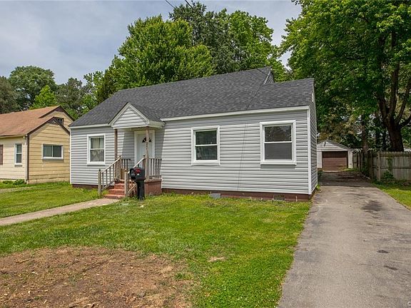 3rd image of 510 Highland Dr
