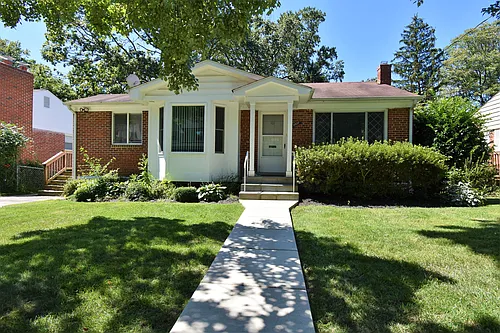 9922 Mayfield Dr Photo 1