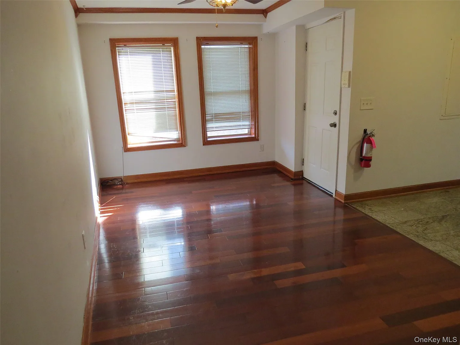 2 bed, 1.0 bath, 1200 sqft, $1,850 — Photo 2
