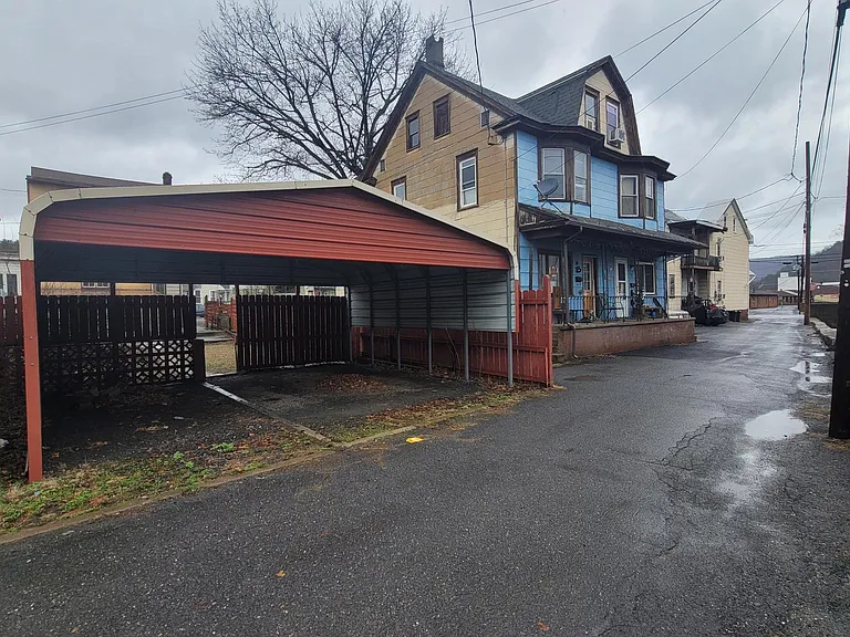 123 S 5th St — Photo 51