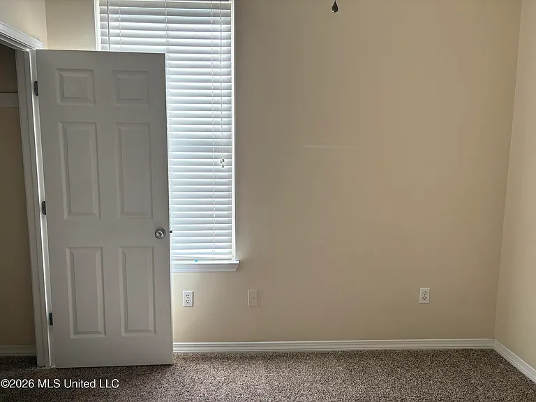 114 Earle Taylor Ln — Photo 10