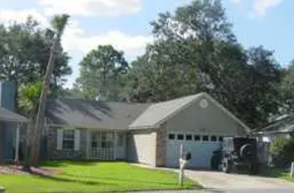 1st image of 112 Wright Cir