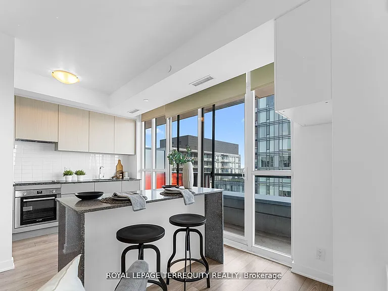 120 Parliament St #1808 — Photo 10