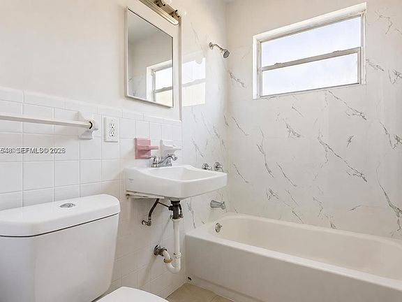 5th image of 26615 SW 137th Ave #15