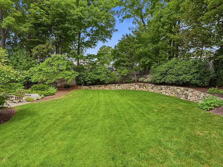 16 Gerber Cir — Photo 36