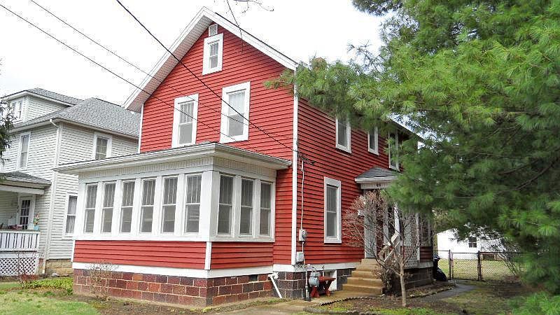 1st image of 48 E Lincoln St
