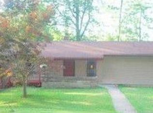 5982 Tombleson Rd, Letart, WV 25253