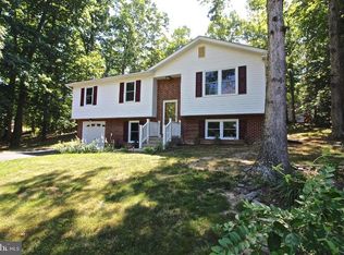 5100 McManus Dr, Fredericksburg, VA 22407