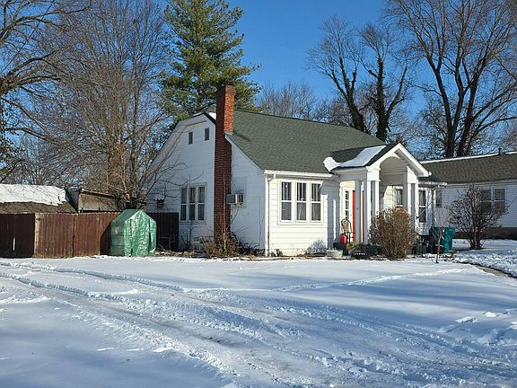 3rd image of 147 E Euclid Ave