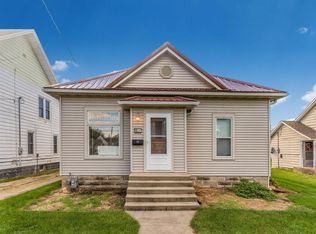 700 N Franklin St, Manchester, IA 52057