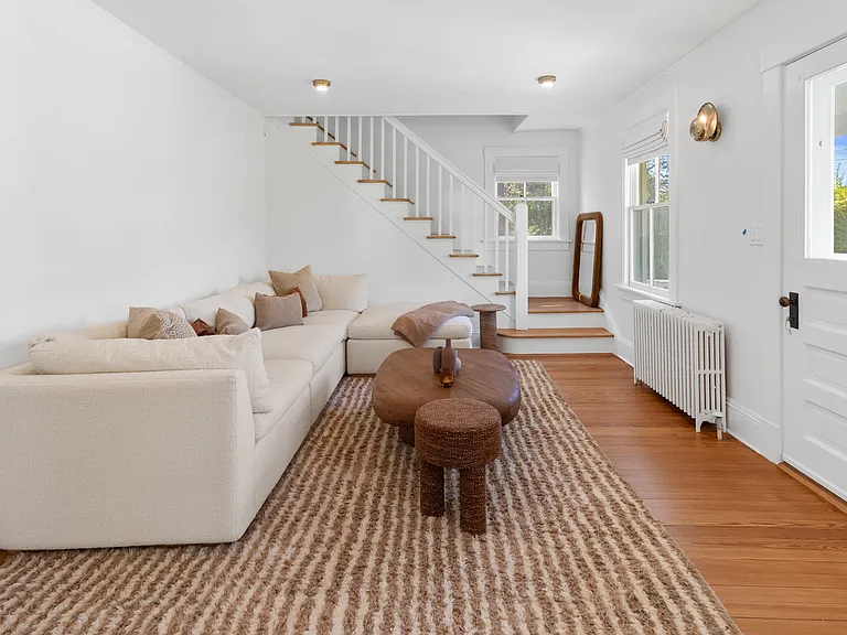 43 Sawasett Ave — Photo 19