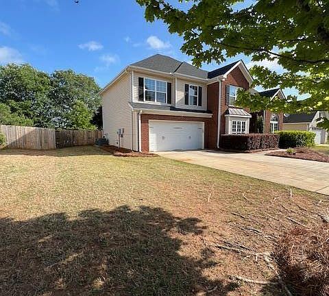 3rd image of 5113 Redcoat Ln