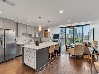 1212 Laurel St APT 205, Nashville, TN, 37203