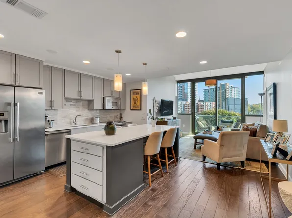 1212 Laurel St APT 205, Nashville, TN 37203