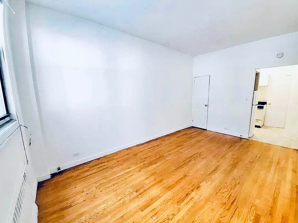 1st image of 302 E 38th St APT 1