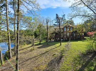 106 Stockstill Rd, Carriere, MS 39426