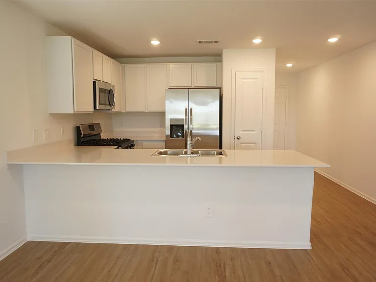 24114 Becker Hollow Ln — Photo 8