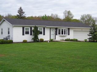 35 Canyon Rd SE, Carrollton, OH 44615